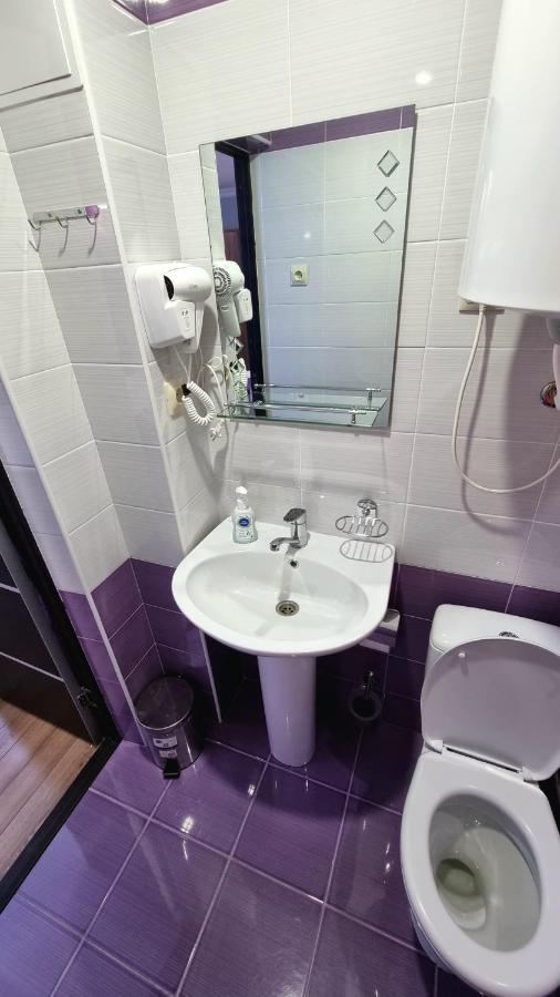 Nobi Guest House Gagra Bagian luar foto